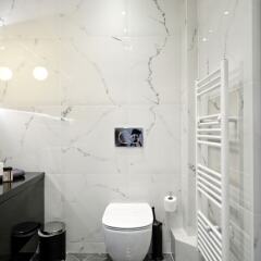 Отель Urban Melodies Apartment Греция, Афины - отзывы, цены и фото номеров - забронировать отель Urban Melodies Apartment онлайн ванная