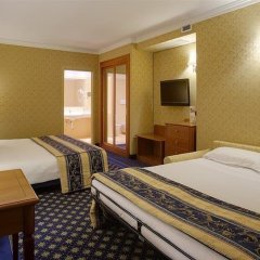 Отель Ovest Италия, Пьяченца - отзывы, цены и фото номеров - забронировать отель Ovest онлайн удобства в номере