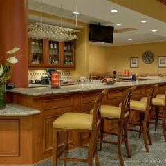Отель Hilton Garden Inn Ottawa Airport Канада, Оттава - отзывы, цены и фото номеров - забронировать отель Hilton Garden Inn Ottawa Airport онлайн гостиничный бар