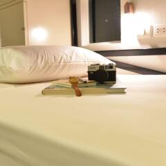 The Yard Hostel Бангкок комната для гостей