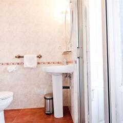 Отель Hostal Asuncion ванная
