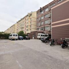 Отель Joyfulstar Hotel Pudong Airport Chenyang Китай, Шанхай - отзывы, цены и фото номеров - забронировать отель Joyfulstar Hotel Pudong Airport Chenyang онлайн парковка