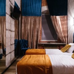 Отель Ситикомфорт на Новокузнецкой Москва сейф в номере