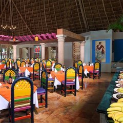 Отель Oasis Palm Hotel Мексика, Канкун - 9 отзывов об отеле, цены и фото номеров - забронировать отель Oasis Palm Hotel онлайн питание фото 3
