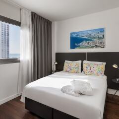 Brown Seaside boutique hotel by Brown Hotels Тель-Авив комната для гостей фото 7