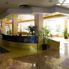 Hotel Apartamentos Blau Parc интерьер отеля