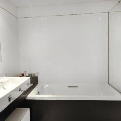 Апартаменты You Stylish Beach Apartments спа