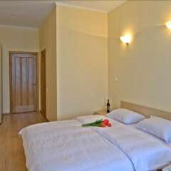Гостиница Heart Kiev Apart-Hotel Украина, Киев - отзывы, цены и фото номеров - забронировать гостиницу Heart Kiev Apart-Hotel онлайн комната для гостей