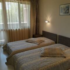 Prestige Hotel Свиштов комната для гостей