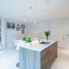 Отель Modern Richmond Home near the River Thames спа