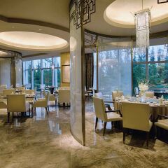 Отель DoubleTree by Hilton Hotel Xiamen - Wuyuan Bay Китай, Сямынь - отзывы, цены и фото номеров - забронировать отель DoubleTree by Hilton Hotel Xiamen - Wuyuan Bay онлайн питание фото 2