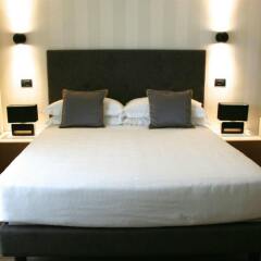 Отель Select Suites & Spa Риччоне комната для гостей фото 2