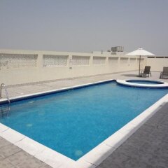 Al Manar Hotel Apartments бассейн