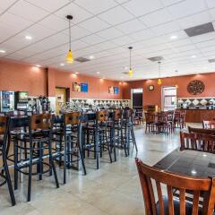 Отель Comfort Inn At Carowinds Южный Бельмонт гостиничный бар