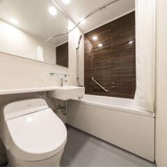 Отель Tokyu Stay Fukuoka Tenjin Фукуока ванная фото 2