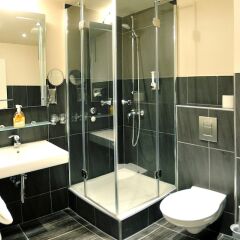 Отель St. Joseph Hotel Германия, Гамбург - отзывы, цены и фото номеров - забронировать отель St. Joseph Hotel онлайн ванная фото 6