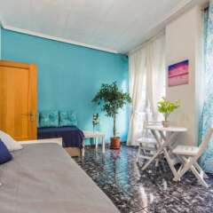 Отель Your Home In Valencia комната для гостей фото 5