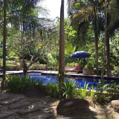 Отель Kanita Garden At Phuket бассейн