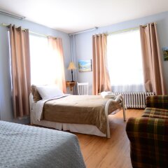 Auberge du Dimanche in Petit-Saguenay, Canada from 136$, photos, reviews - zenhotels.com guestroom
