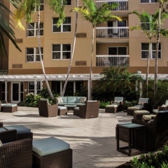Отель Courtyard by Marriott Aventura Mall фото 2