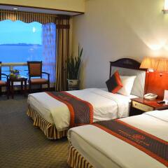 Grand Halong Hotel комната для гостей