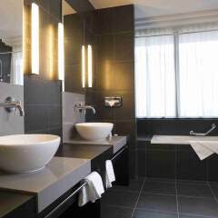 Отель Ramada Brussels Woluwe Брюссель ванная фото 2