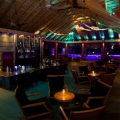 Отель Kuredu Island Resort гостиничный бар