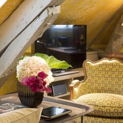 Отель Relais Des Halles Париж гостиничный бар