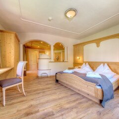 Отель Erlebnishotel Gassenhof Рачинес-Ратскингс комната для гостей фото 5