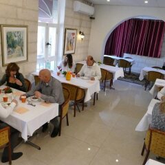 Zion Hotel Израиль, Иерусалим - 5 отзывов об отеле, цены и фото номеров - забронировать отель Zion Hotel онлайн питание фото 2