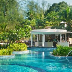 Отель Holiday Inn Resort Phuket Mai Khao Beach пляж Май Кхао бассейн
