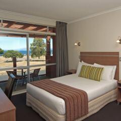 Suncourt Hotel & Conference Centre комната для гостей фото 5