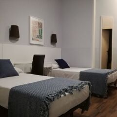 Отель Hostal Lesseps Барселона комната для гостей фото 4