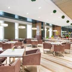 Отель Holiday Inn Express Chengdu West Gate гостиничный бар