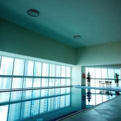 Отель Kennedy Towers - Marina Heights бассейн