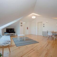 Апартаменты Liiiving - Cosy Downtown Apartments Порту