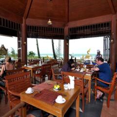 Отель Baan Karonburi Resort Пхукет питание
