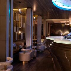 Отель Four Seasons Hotel Baku Азербайджан, Баку - 5 отзывов об отеле, цены и фото номеров - забронировать отель Four Seasons Hotel Baku онлайн интерьер отеля