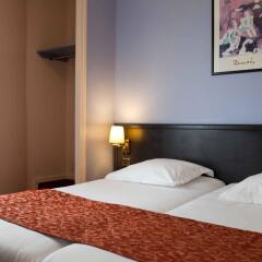 Hotel At Gare du Nord комната для гостей