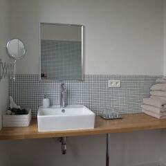 Отель Living in Brûsel, Urban B&B ванная
