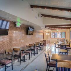 Отель Best Western Plus Greenwell Inn гостиничный бар