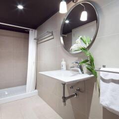 Апартаменты Inside Barcelona Apartments Sants ванная фото 2
