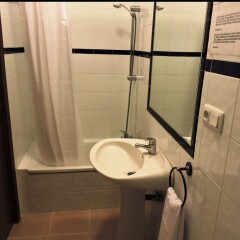 Hotel La Fonda del Califa ванная