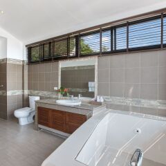 Отель Sunny Banks Villa Таиланд, Самуи - отзывы, цены и фото номеров - забронировать отель Sunny Banks Villa онлайн ванная