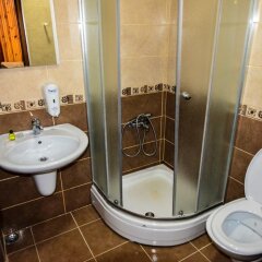 Akyuz Kardesler Hotel & Bungalow Турция, Узунгёль - отзывы, цены и фото номеров - забронировать отель Akyuz Kardesler Hotel & Bungalow онлайн ванная фото 2