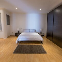 Отель Bright, Spacious and Right in the Center Мальта, Сан Джулианс - отзывы, цены и фото номеров - забронировать отель Bright, Spacious and Right in the Center онлайн комната для гостей