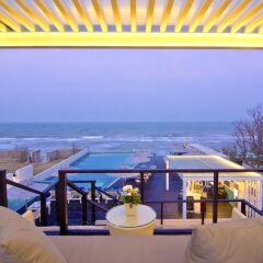 Отель The Rock Hua Hin Boutique Beach Resort пляж фото 2