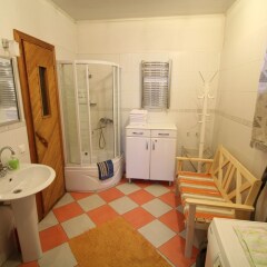Гостиница Villa Vvedene в Ярославле отзывы, цены и фото номеров - забронировать гостиницу Villa Vvedene онлайн Ярославль ванная
