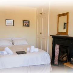 Отель St Raphael Guest House удобства в номере
