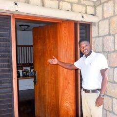 Отель Tallawah Villa, Silver Sands Jamaica 7BR сауна